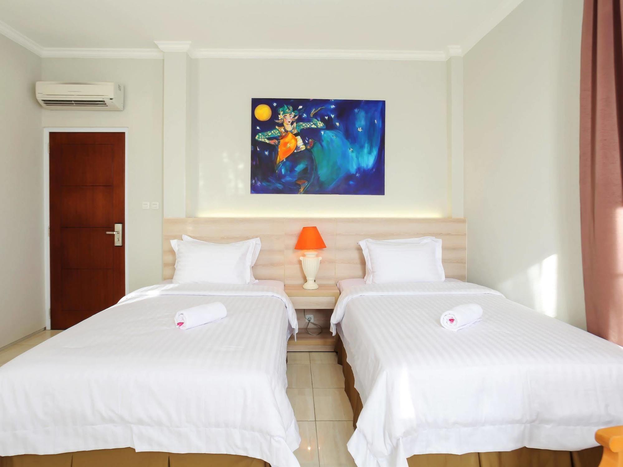 โทเปซ เรสซิเดนซ์ Hotel จาการ์ตา ภายนอก รูปภาพ